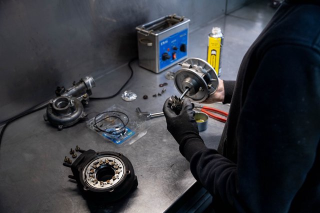 Turbo rebuild in the workshop