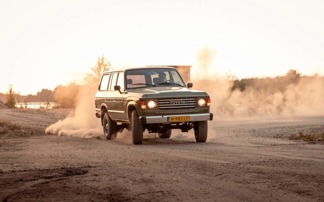 Land Cruiser 100 expedition build